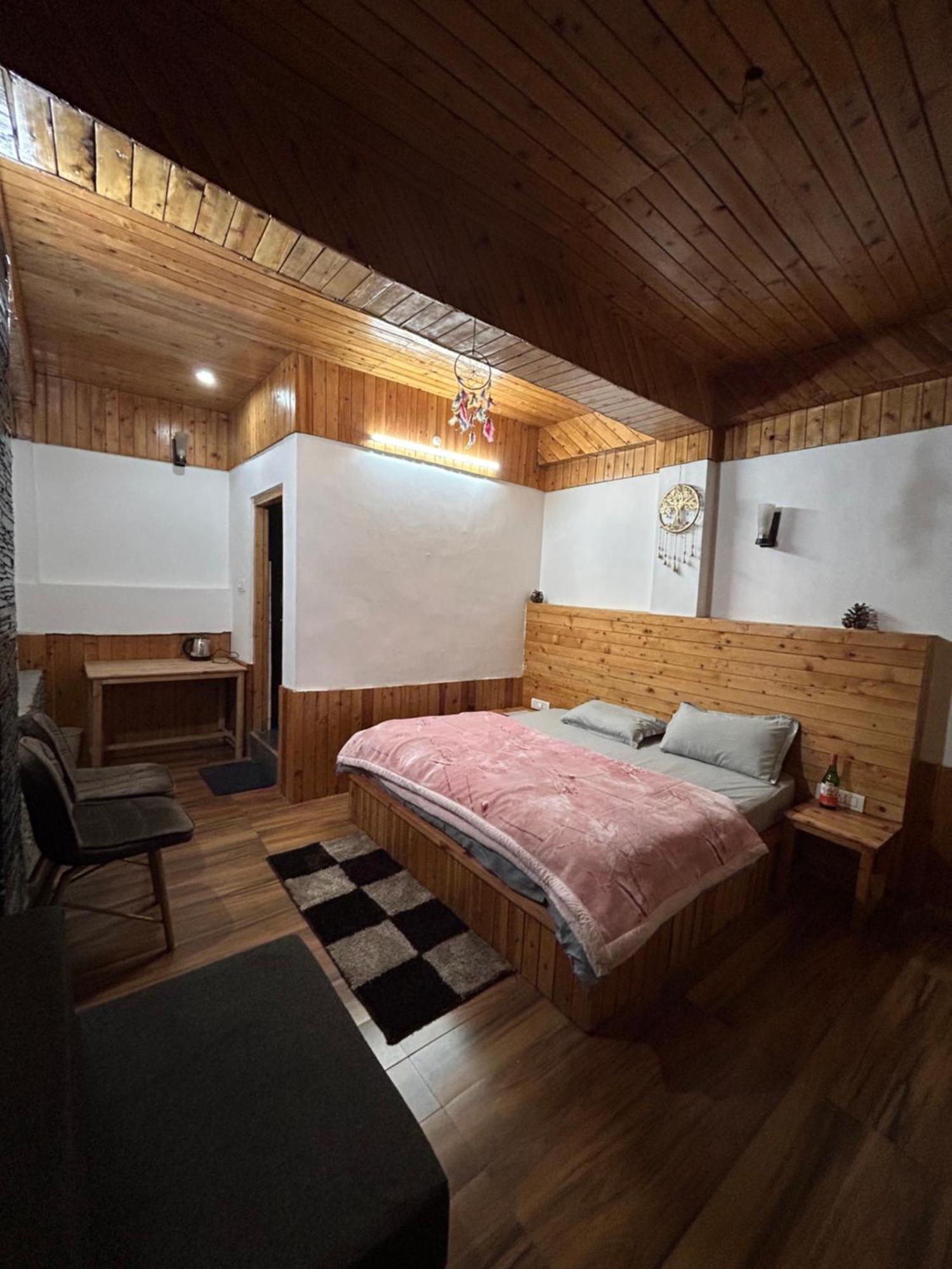 The Himalayan Sukoon Villa Near Jibhi Banjār Extérieur photo